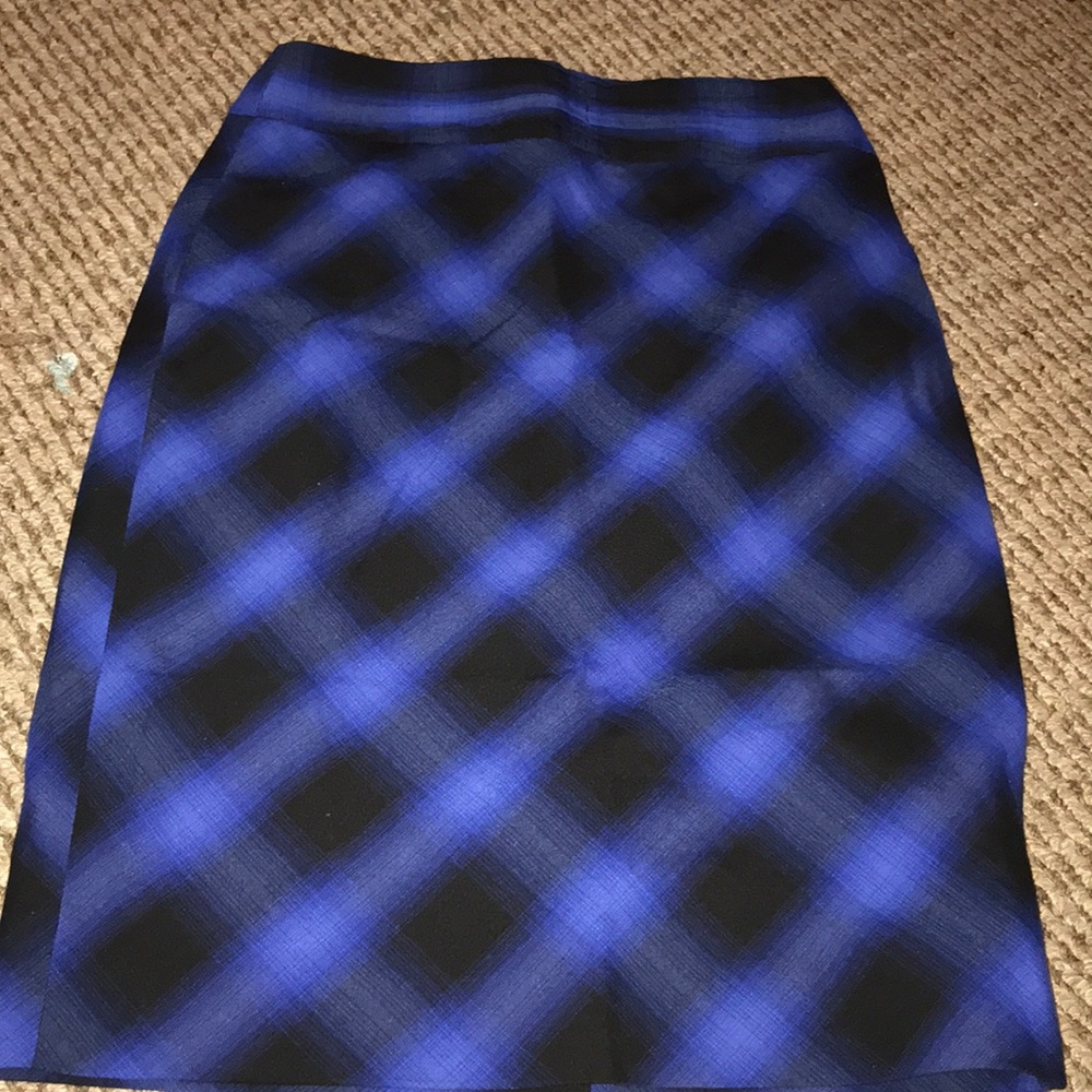 woman’s skirt